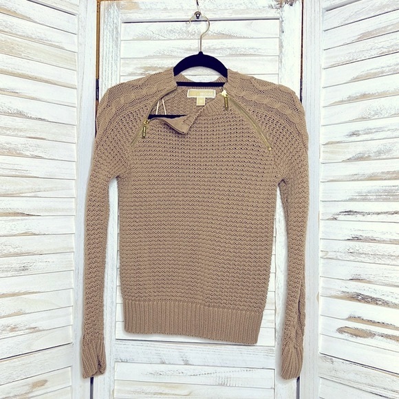 #22 MICHEAL l Micheal Kors Tan Gold Zipper Detail Crew Neck Sweater XS - Picture 2 of 7